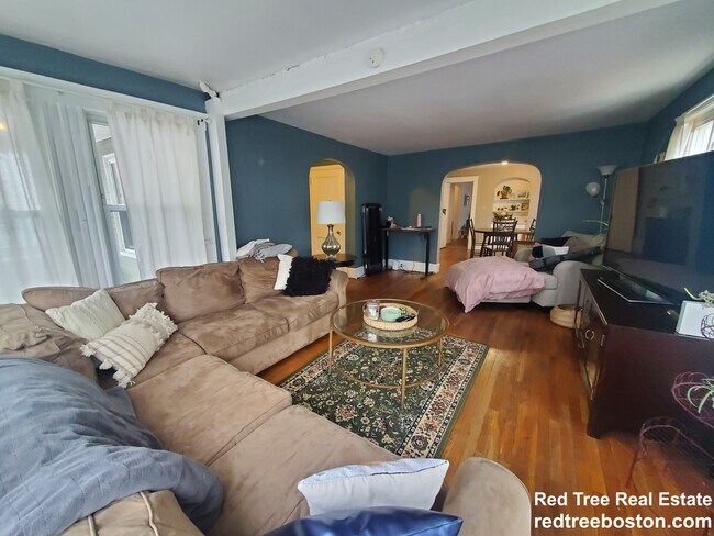 8 Feneno Terrace unit 1, Allston, MA 02134 - photo 5