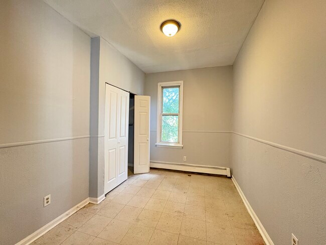 97 Wilkinson Ave unit 1R, Jersey City, NJ 07305 - photo 7