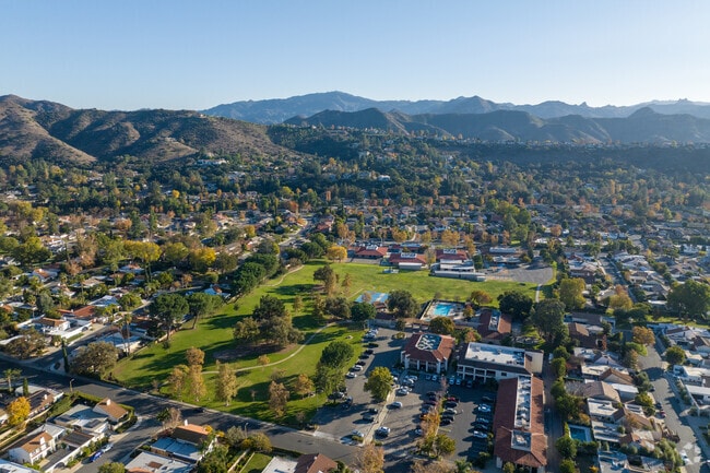 White Oak Elementary School is a top choice for parents in the area to send their children.