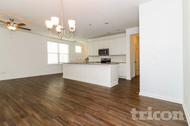 2260 Rosemary Park Ln, Lawrenceville, GA 30046 - photo 5