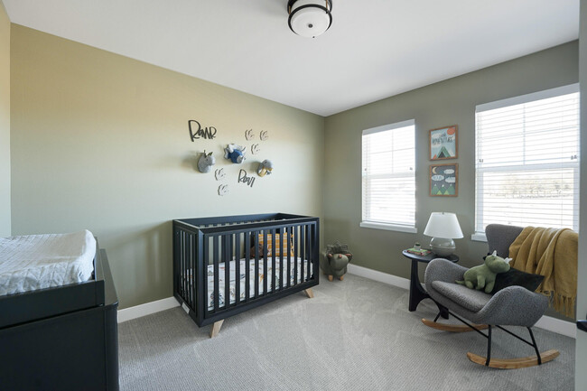 W199N5547 Boxwood Blvd unit 37971415, Menomonee Falls, WI 53051 - photo 2