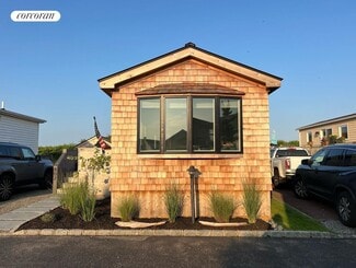 100 Deforest Rd, Montauk, NY 11954