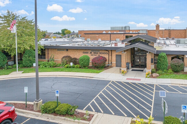 The top-rated Cass Junior High School holds an overall A rating on Niche's website.