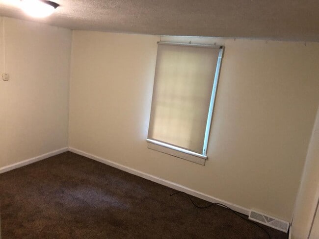 445 Pennsylvania Ave unit 2, Morgantown, WV 26501 - photo 4