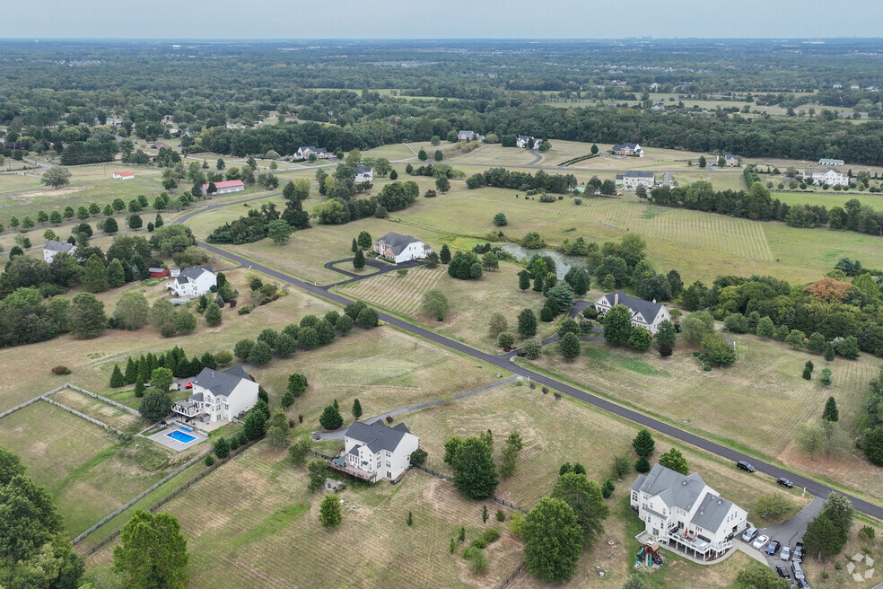 Neighborhood_Woolsey_V2_11823