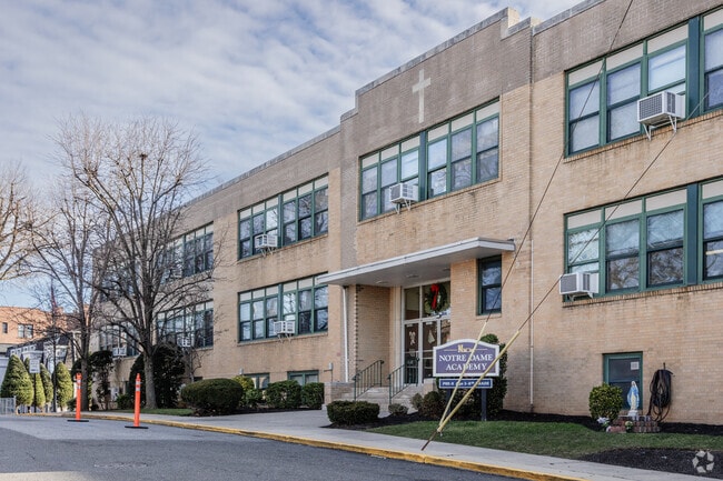 Notre Dame Academy is a top rated, private, Catholic school in Palisades Park, NJ.