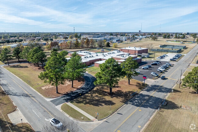 Everett Higgins Elementary School