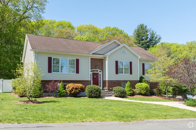 Homes with lots of natural light are highly desirable for home buyers in the North Saugus neighborhood.