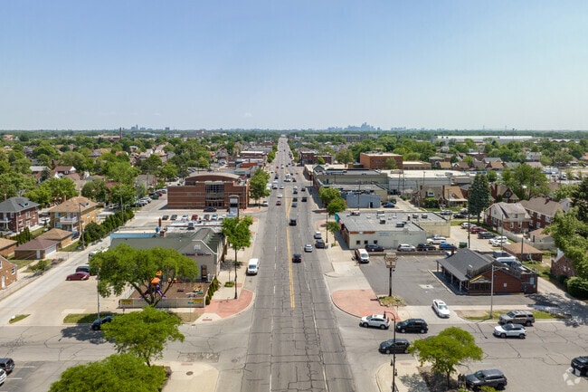 The commercial corridor along Warren Ave. offers a wide variety of restaurants and shops in Aviation.