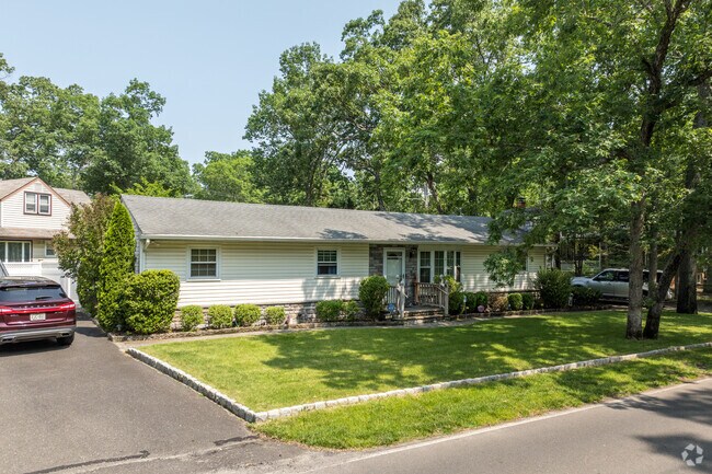 Ranch homes are a common sight in the middle class city of Browns Mills.