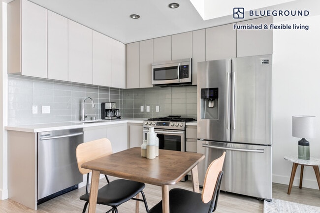 1133 S Hope St unit FL8-ID734, Los Angeles, CA 90015 - photo 5