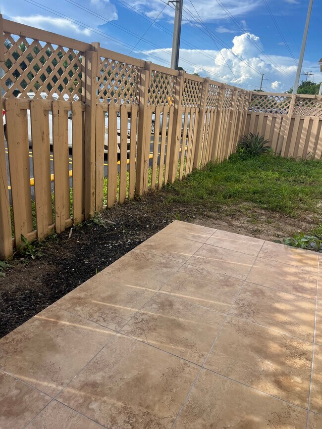 4594 NW 79th Ave unit 1D, Doral, FL 33166 - photo 4