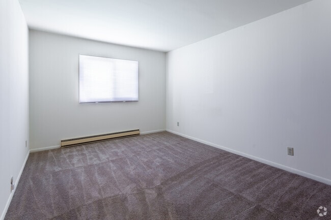 1BR,1BA,730SF - Newport