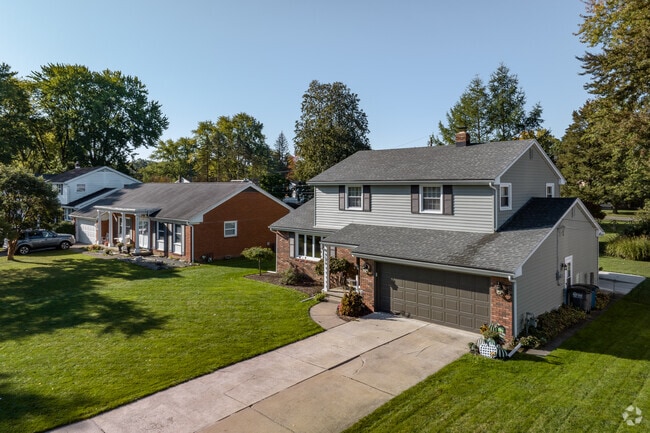 Owners take great pride in maintaining their homes in Reynolds Corners.
