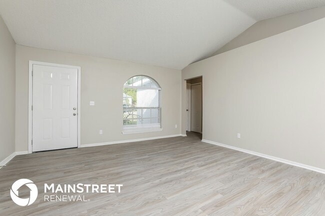 6250 Kaieteur Ln, Orlando, FL 32808 - photo 3