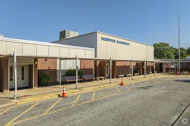 Sherwood Elementary School receives an overall rating of C+ from niche.com/