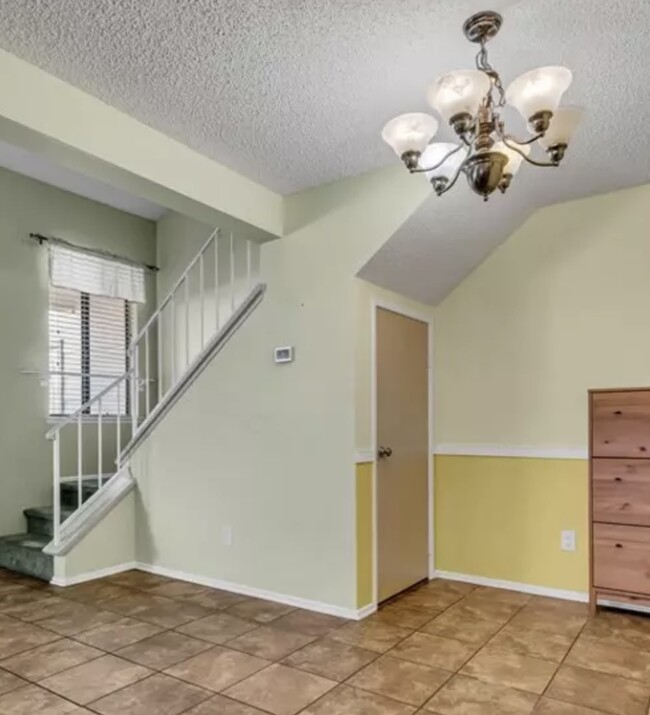 44538 15th St E, Lancaster, CA 93535