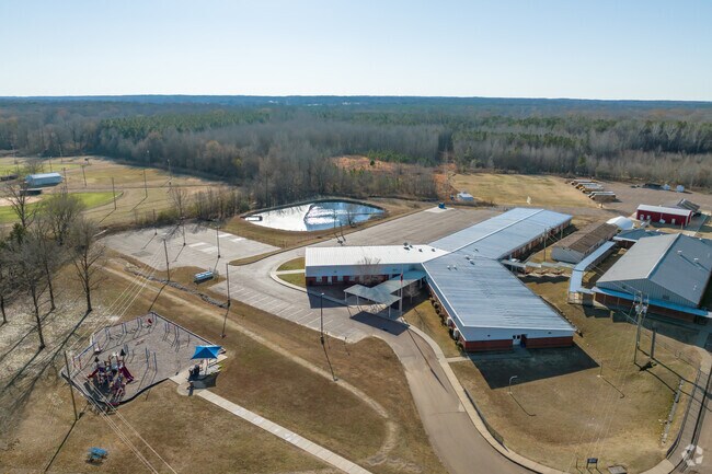 Strayhorn Elementary School is located at 3402 MS-4 in Sarah, MS.