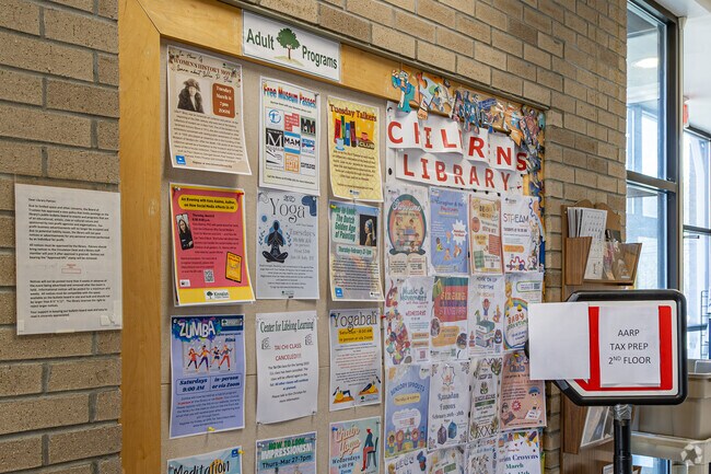 Despite its expansive landscape, Kinnelon fosters a strong sense of community through local gatherings, yoga classes, and the annual Kinnelon Day celebration.