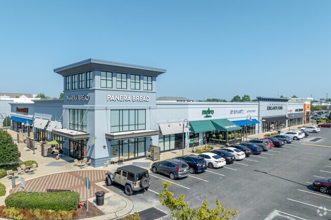 Shop and dine at Midtown Village in Forest Lake.