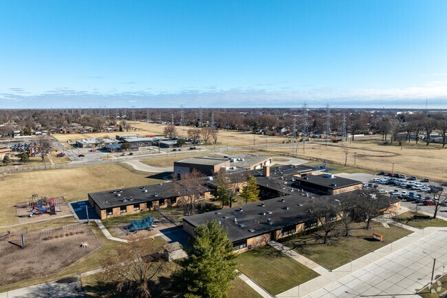 Marjorie Carlson Elementary School served 349 children in 2025, according to Niche.