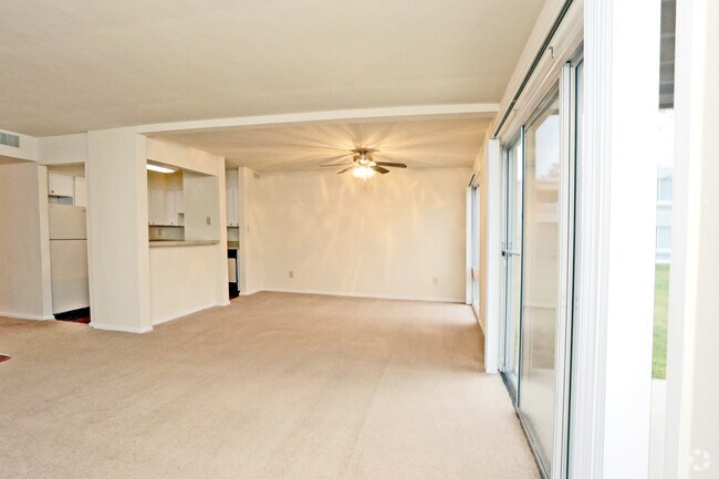 Woodberry Forest, Virginia Beach, VA 23451 - photo 4