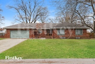 1216 SW Horizon Dr, Blue Springs, MO 64015