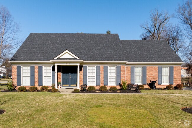 This is an example of a ranch style home in the Crossgate neighborhood.