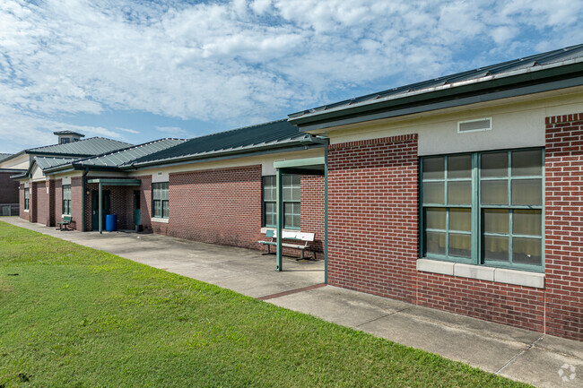 Courses in Reading, Writing, and Literature are available at Riverbend Elementary School.