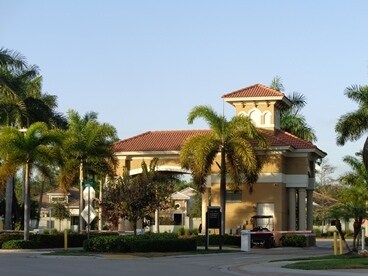 7643 Bristol Cir, Naples, FL 34120 - photo 5