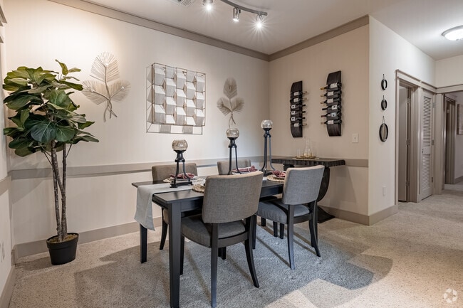 2BR, 2BA - 1,195SF - Dining Area