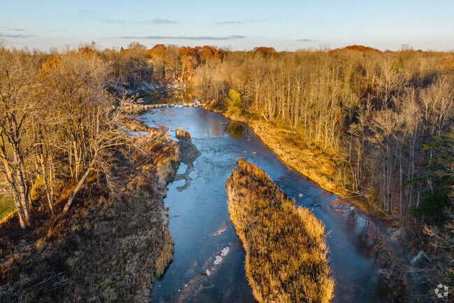 The Buffalo Creek flows in the northern parts of Elma.