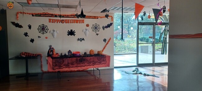 Idylwood Towers unit 812E, Falls Church, VA 22043 - photo 7