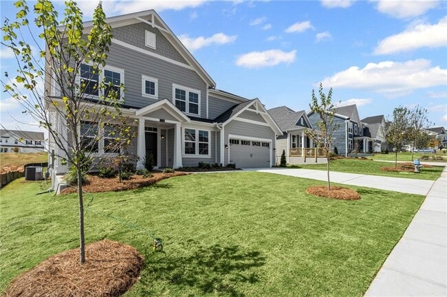 716 Crystal Lake Pkwy, Hoschton, GA 30548 - photo 3