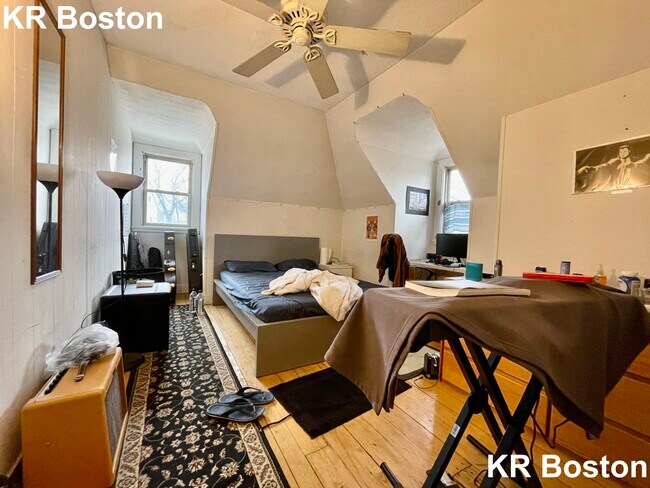 33 Imrie Rd, Allston, MA 02134 - photo 6