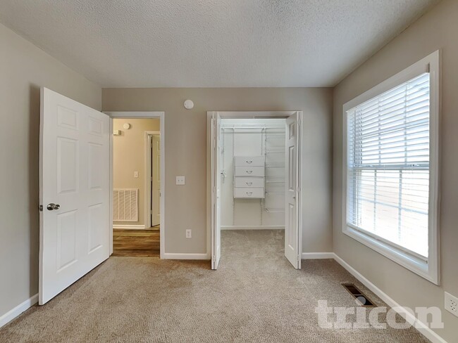 1117 Woodbriar St, Clayton, NC 27520 - photo 6