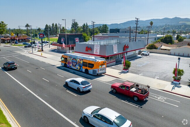 Public transport nearby ensures easy travel in and around Grandview.