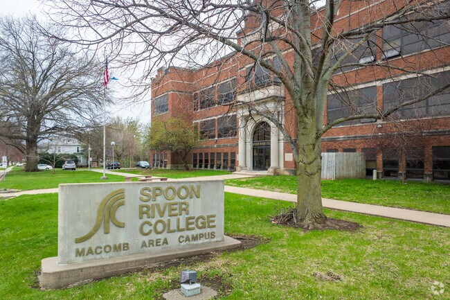 Spoon River College, a two-year community college, also has a campus in Macomb.