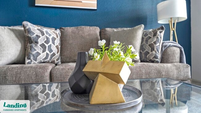 7116 Finn Hall Ave unit 11-108, Charlotte, NC 28216 - photo 2