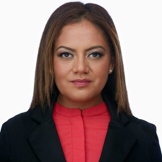Carina Caballeros