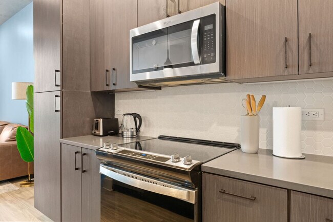 605 N 12th St unit ID1313961P, Tampa, FL 33602 - photo 6