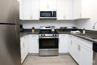 18840 Sherman Way, Reseda, CA 91335