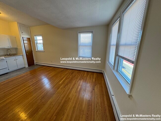 168 N Beacon St unit 2A, Brighton, MA 02135 - photo 4