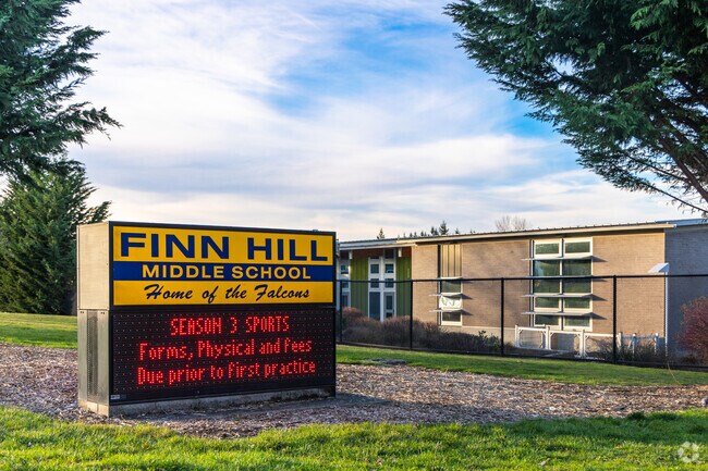 Finn Hill Middle School is located in Kirkland, WA.
