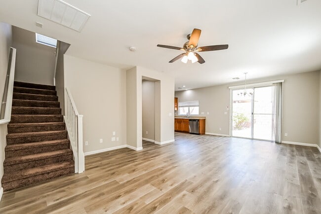 6344 Alpine Tree Ave, Las Vegas, NV 89139 - photo 5