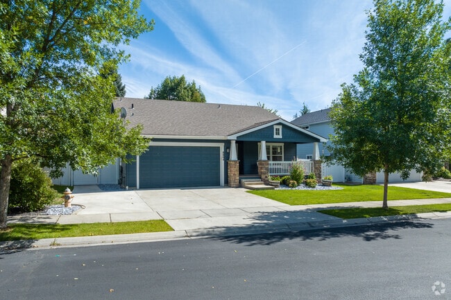 Craftsman homes are a common style of home in the North Indian trail neighborhood.