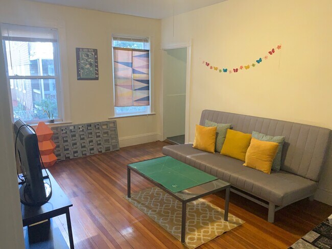 42 Calvin St unit 1, Somerville, MA 02143 - photo 4