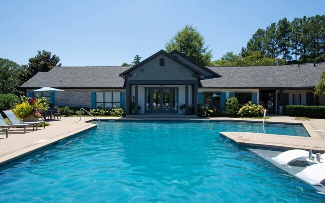 The Lakes Apartments, Columbus, GA 31909 - photo 2