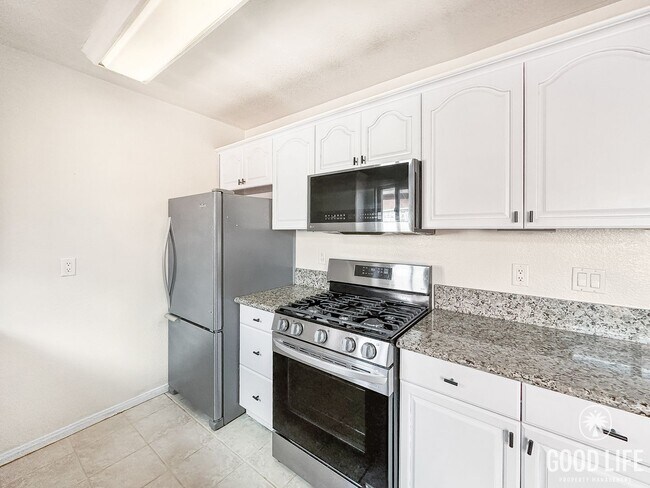 4425 50th St unit 17, San Diego, CA 92115 - photo 6