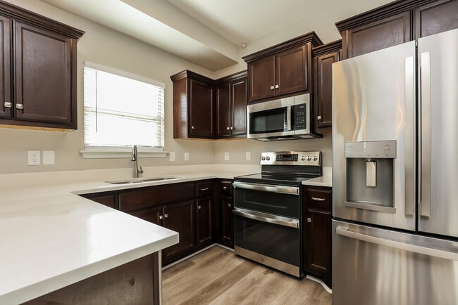 1858 Warmingfield Dr, Murfreesboro, TN 37127 - photo 7